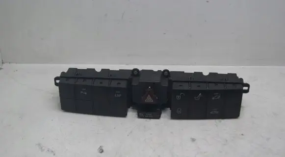 Mercedes-Benz C W203 Hazard light switch 2038706410