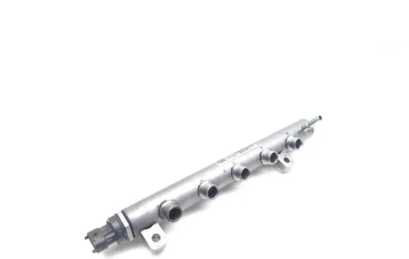 Fuel main line pipe