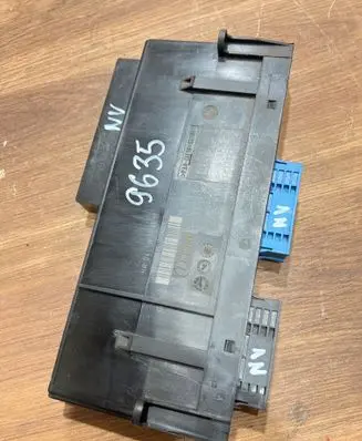 BMW 3 E90 E91 Comfort/convenience module 6983302