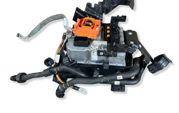 BMW 3 F30 F35 F31 Voltage converter inverter 0437508254 123610213568 8679666