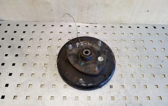 Honda CR-V Front coil spring rubber mount 