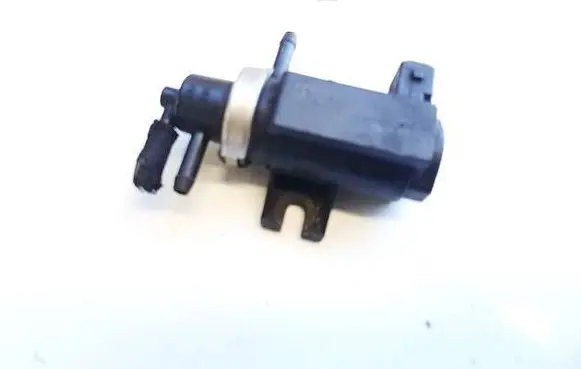 Volkswagen PASSAT B5 Turbo solenoid valve 1H0906627A 72190320