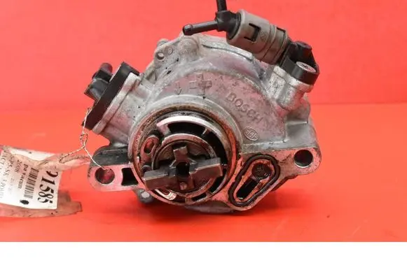 Peugeot 2008 I Vacuum pump 9804021880