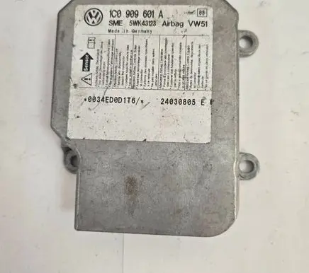 Skoda Fabia Mk1 (6Y) Airbag control unit/module 1C0909601A 5WK43123 24030805E