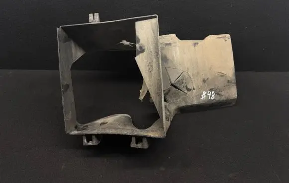Volkswagen PASSAT B5.5 Intercooler air channel guide 3B0121467C