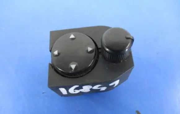Audi A3 S3 8L Other devices 8D0959565A