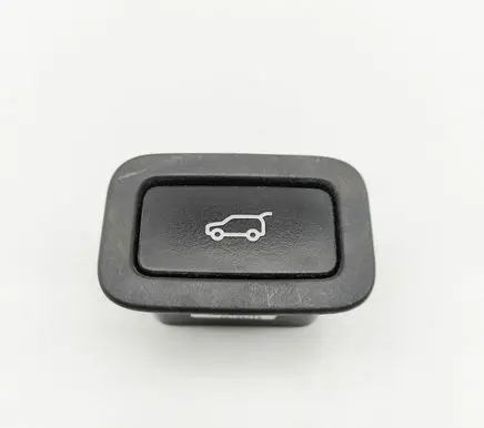 Land Rover Discovery 5 Tailgate/boot open switch button CPLA10E99BAA