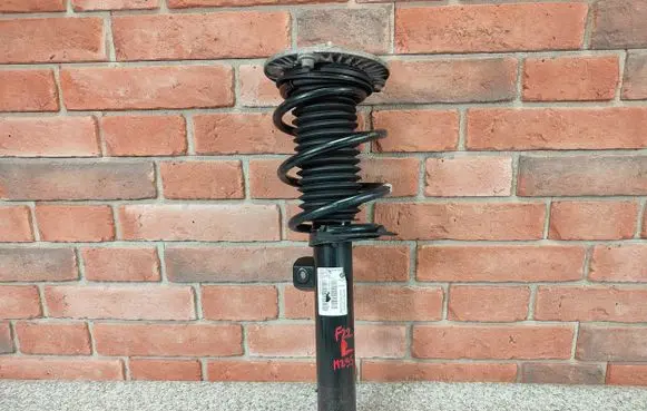 BMW 2 F22 F23 Front shock absorber with coil spring 6880944