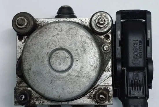 Opel Corsa D ABS Pump 0265232288 13282282 0265800796
