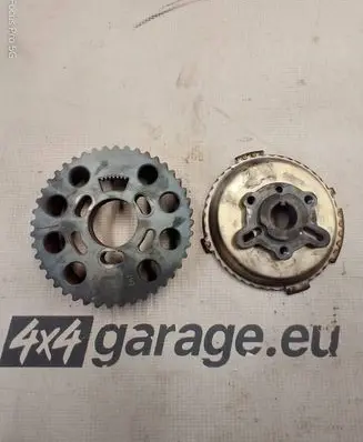 Volkswagen PASSAT B6 Camshaft pulley/ VANOS 038109111E