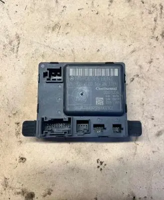 Mercedes-Benz Sprinter W906 Door control unit/module A9068205626 00005226