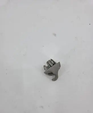 Mitsubishi Pajero Sun visor clip/hook/bracket 