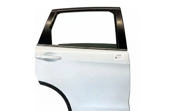 Honda CR-V Rear door