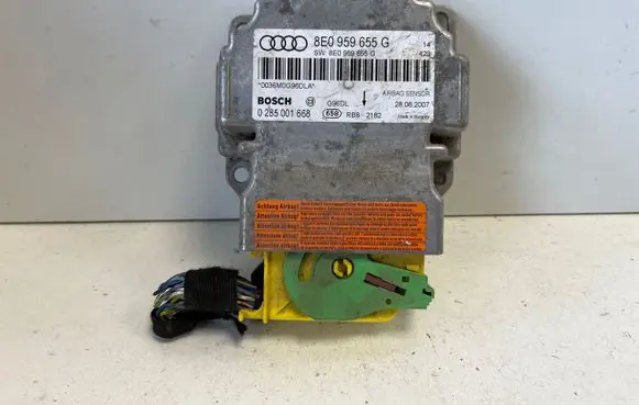 Audi A4 S4 B7 8E 8H Airbag control unit/module 8E0959655G 0285001668
