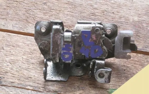 Tailgate/trunk/boot lock/catch/latch