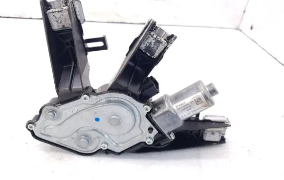 Citroen C4 II Picasso Rear window wiper motor 0390208008 9677680580