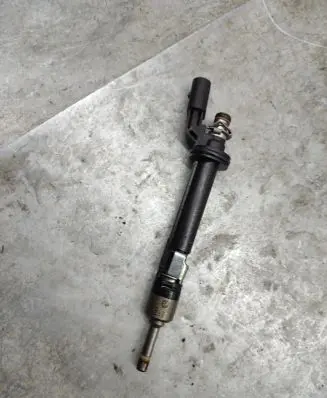 Porsche Cayenne (92A) Fuel injector 03H906036A