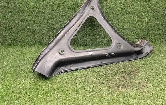 Volkswagen Touareg II Rear control arm 7P0505311E 7P0505351D
