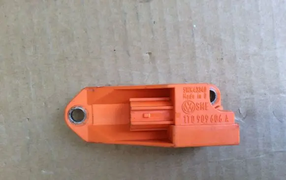 Skoda Roomster (5J) Airbag deployment crash/impact sensor 1T0909606A