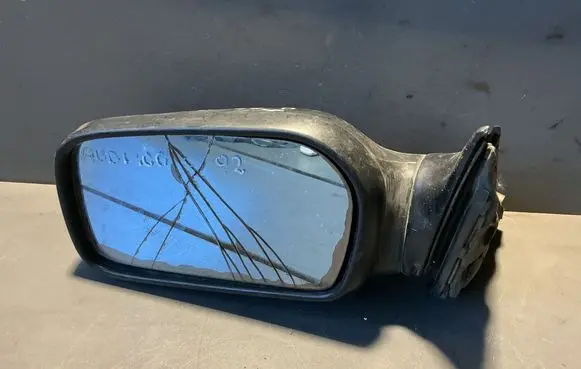 Audi 100 S4 C4 Front door electric wing mirror E10117362