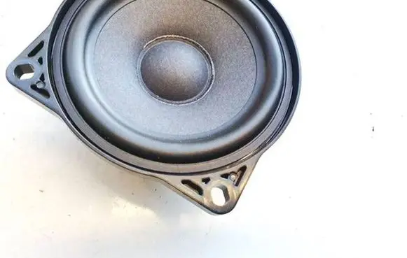 Tesla Model Y Front door speaker 107974200c 1079742-00-c