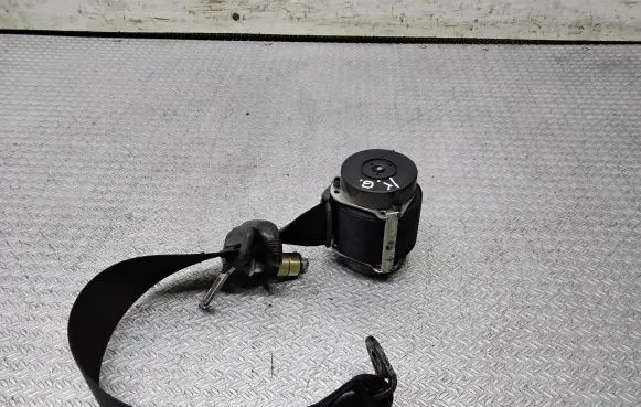 Mitsubishi Colt Rear seatbelt MN108299XA