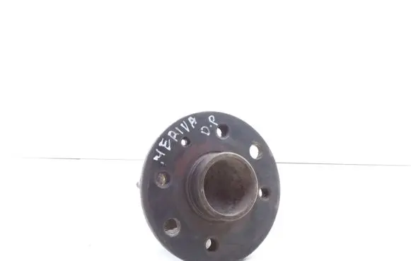 Opel Meriva A Front wheel hub