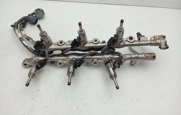 Lexus RX 450H Fuel injectors set 8212748020 2325031120