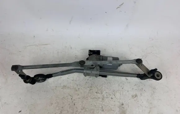 BMW X5 E70 Front wiper linkage and motor 7200535