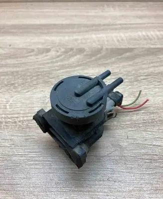 Opel Vectra C Turbo solenoid valve 09128022 4534375