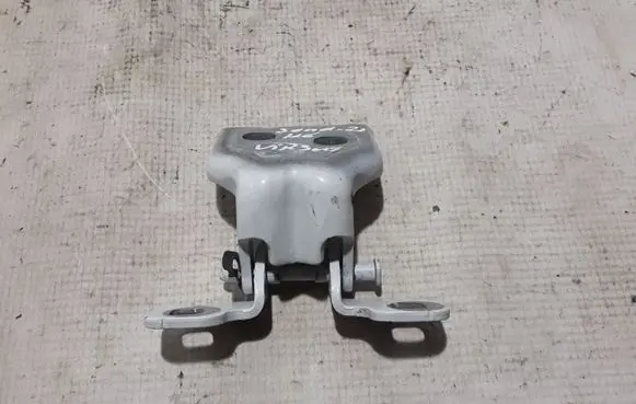 Dacia Sandero III Rear door upper hinge