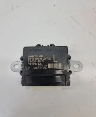 Lexus RX 450H Wing mirror control module 8943048090
