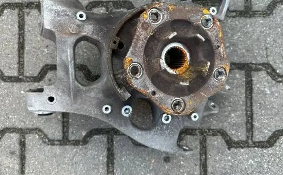 Porsche 911 992 Front wheel hub spindle knuckle 992505435B