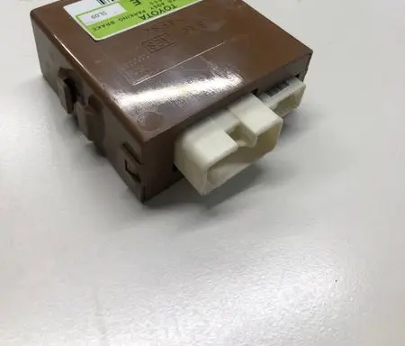 Lexus GS 250 350 300H 450H Hand brake control module 8905030050 15181110840