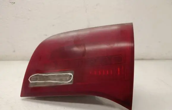 Audi A6 S6 C6 4F Tailgate rear/tail lights 4F9945094A