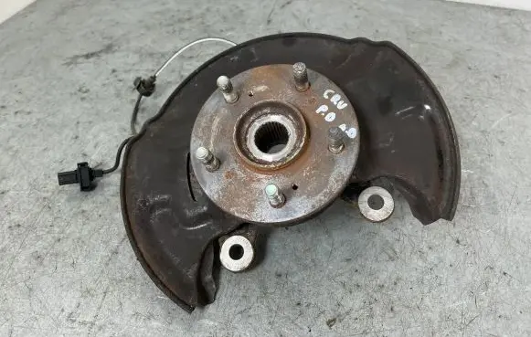 Honda CR-V Front wheel hub