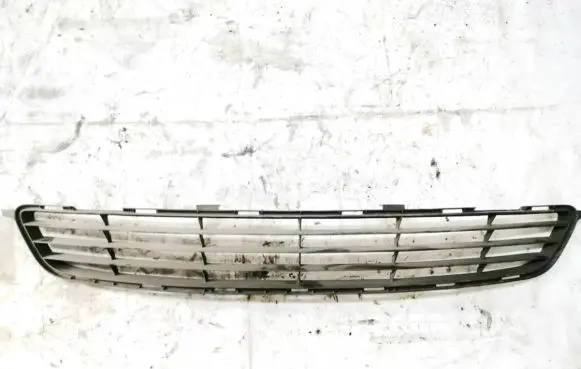 Toyota Corolla E140 E150 Front grill
