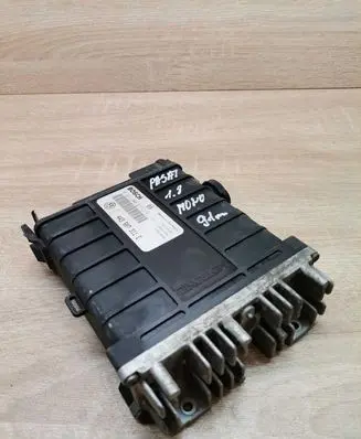 Volkswagen Golf III Engine control unit/module ECU 443907311E 0261200277