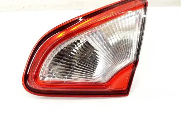 Nissan Qashqai Tailgate rear/tail lights 89503209 B26550BR01A