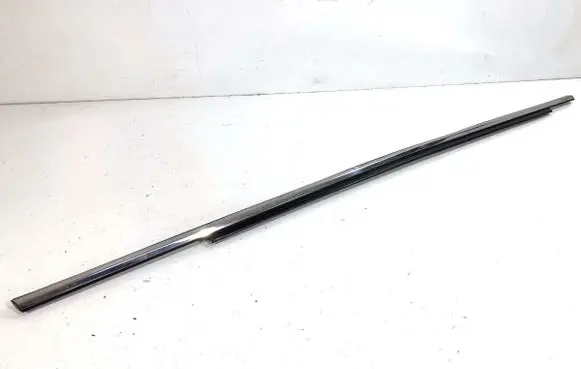 Mazda CX-9 Loading door glass trim molding 