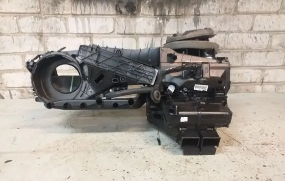 Interior heater climate box assembly