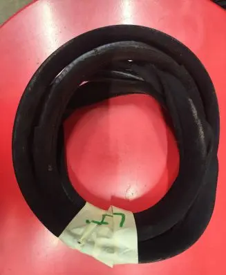 Rear door rubber seal (on body)
