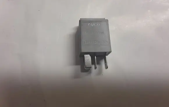 Volkswagen Tiguan Other relay 1KO951253