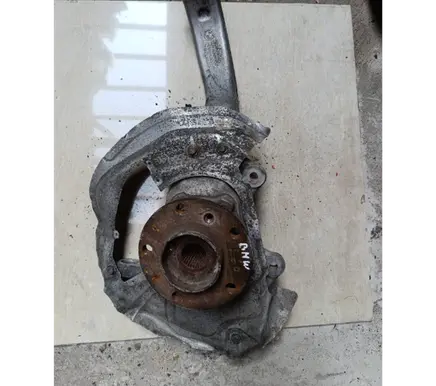 BMW X5 E70 Front wheel hub 6773783