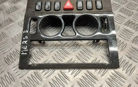 Mercedes-Benz E W210 Radio/GPS head unit trim 2108200151