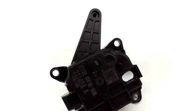 Nissan X-Trail T32 Intake manifold valve actuator/motor 277326RF9EGGM 277326RF9E