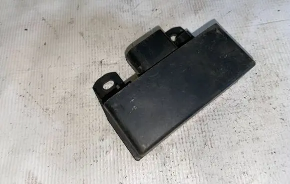 Mercedes-Benz C W203 Other relay 2104400581 A2104400581
