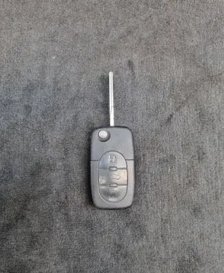 Audi A6 S6 C5 4B Ignition key/card 4D0837231K