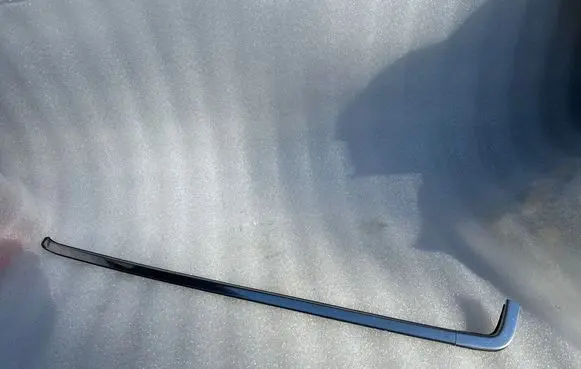 Mazda 323 Windshield trim