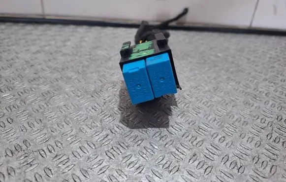Renault Clio IV Other relay 243803979R